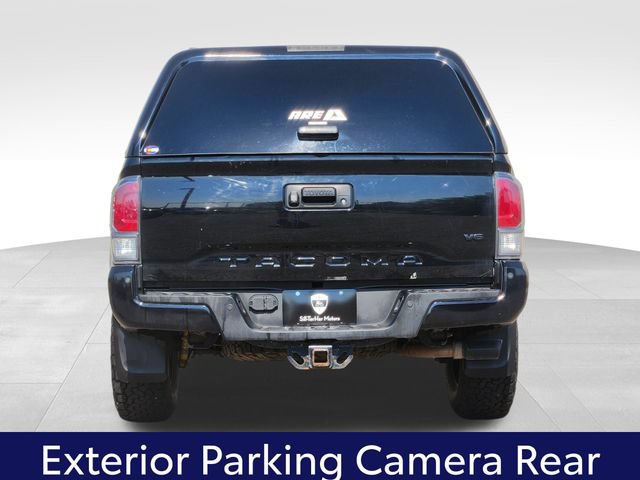 Used 2021 Toyota Tacoma TRD Off-Road w/ Technology Package AWD/4WD image 9