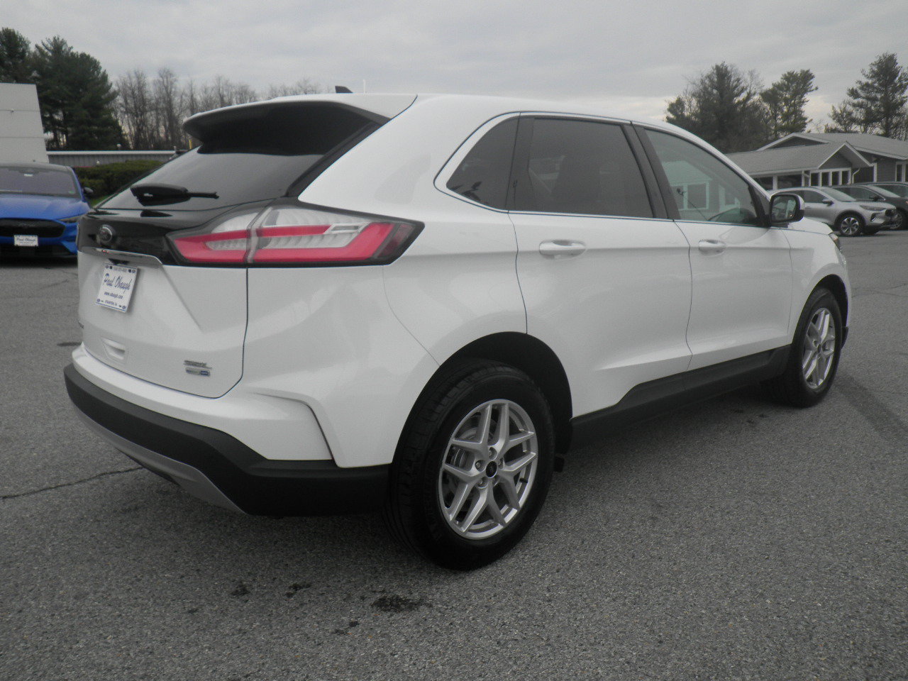 Certified 2024 Ford Edge SEL w/ Convenience Package AWD/4WD image 6