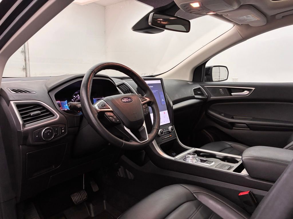 Certified 2022 Ford Edge SEL w/ Convenience Package image 19