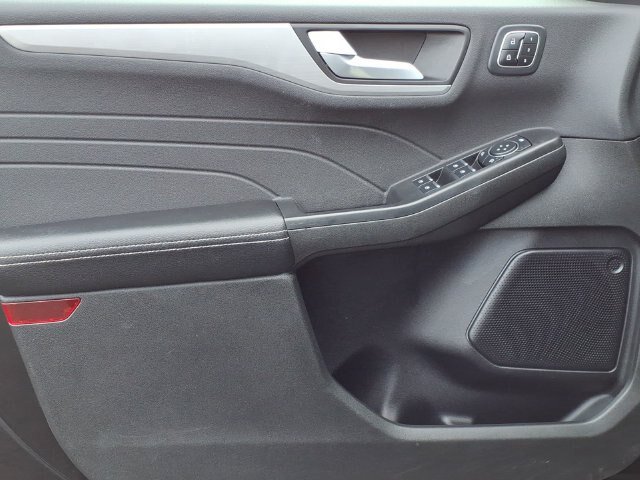 Certified 2023 Ford Escape Platinum AWD/4WD image 15