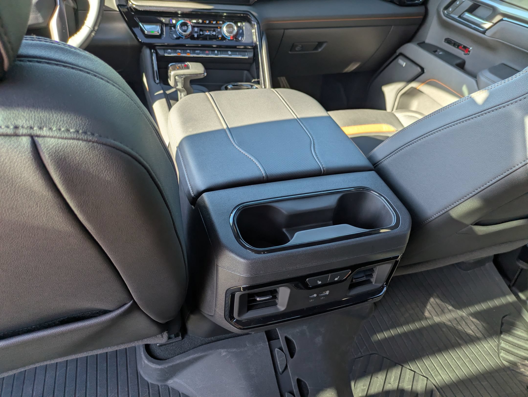 Used 2025 GMC Sierra 1500 AT4 w/ AT4 Premium Package AWD/4WD image 31