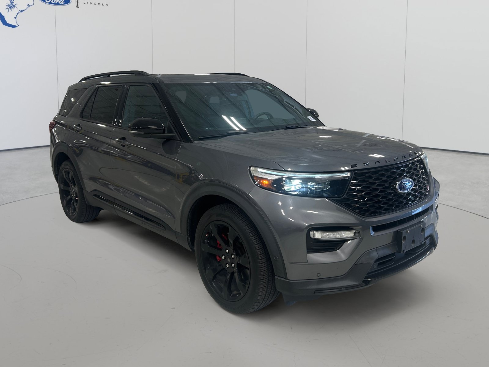 Certified 2021 Ford Explorer ST w/ Equipment Group 401A AWD/4WD image 3