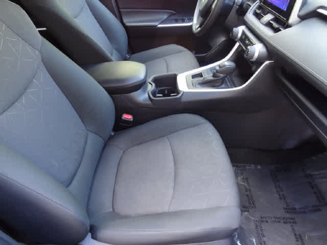 Used 2024 Toyota RAV4 XLE AWD/4WD image 12