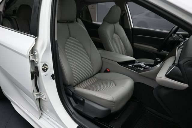 Used 2019 Toyota Camry SE w/ Audio Package FWD image 28