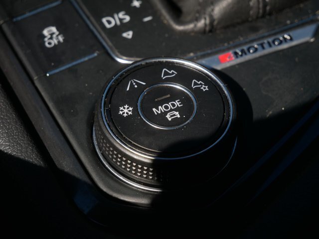Used 2018 Volkswagen Tiguan S AWD/4WD image 23