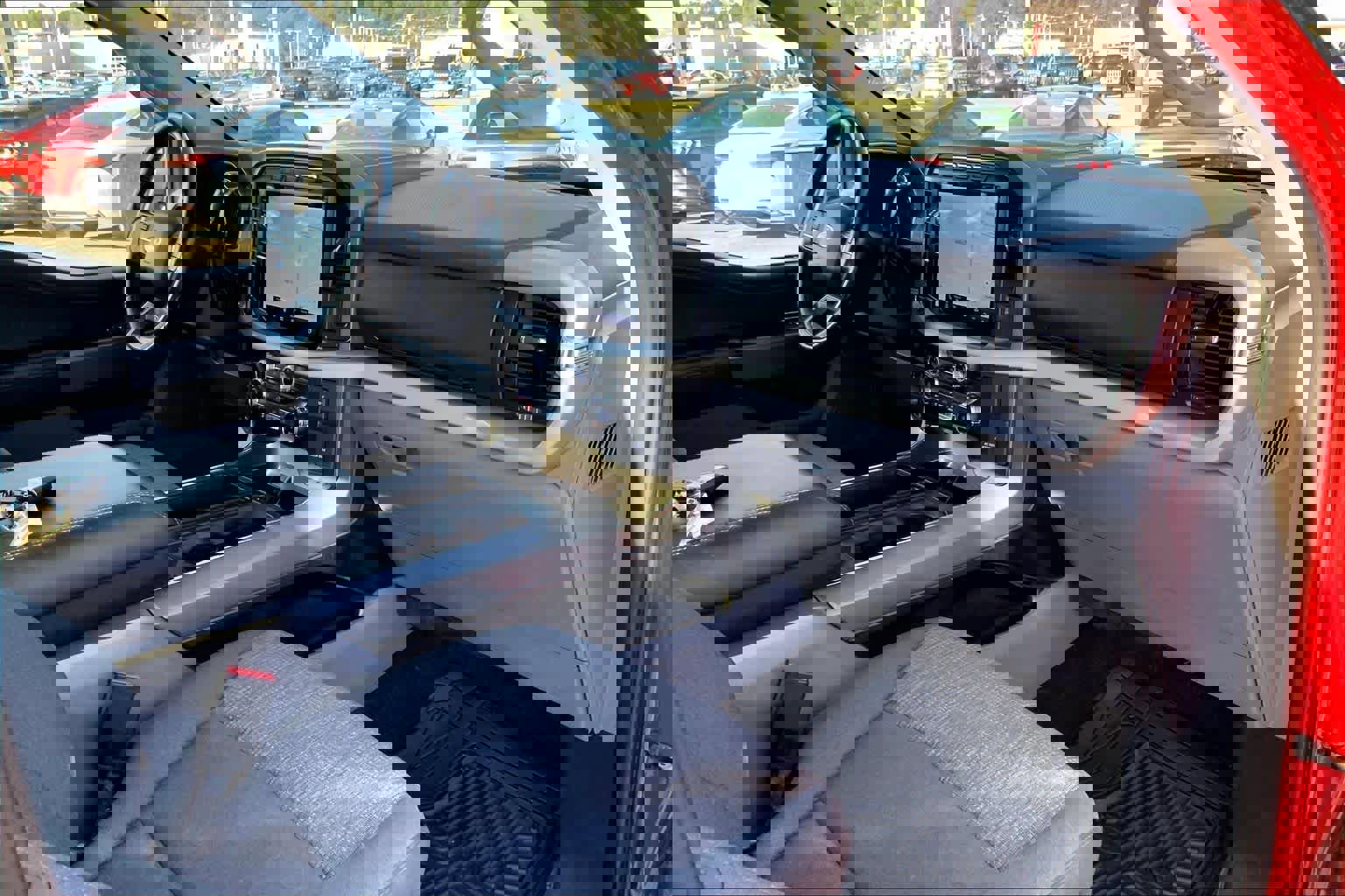 Certified 2021 Ford F150 XLT w/ Equipment Group 302A High image 16