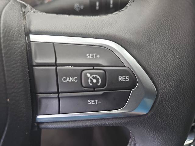 Used 2024 Jeep Compass Latitude AWD/4WD image 17