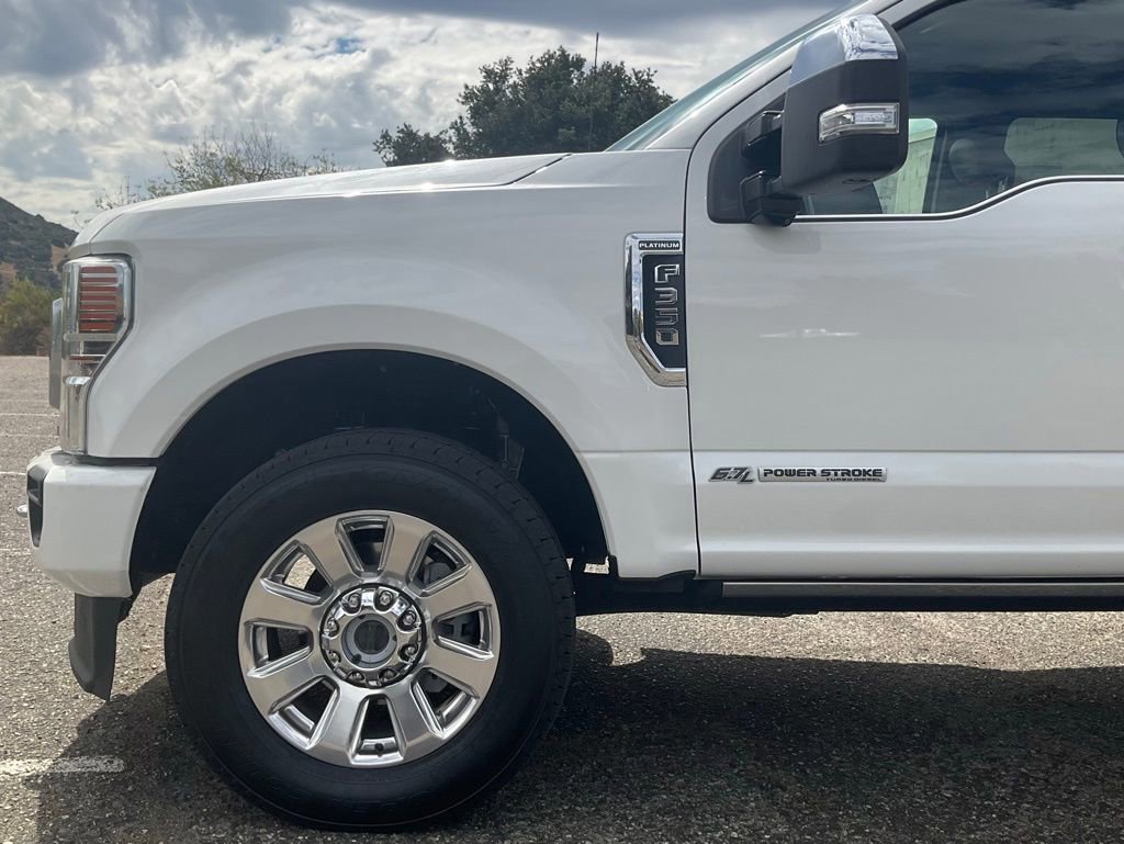Certified 2022 Ford F350 Platinum w/ FX4 Off-Road Package image 21