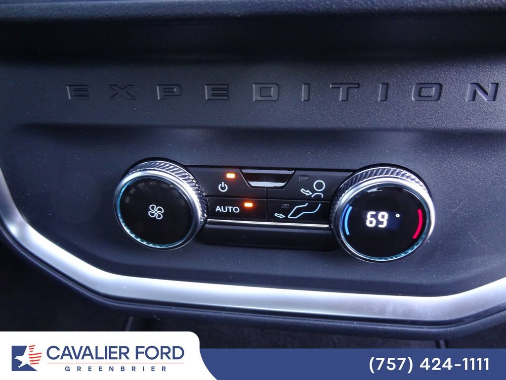 Certified 2026 Ford Expedition Active AWD/4WD image 15
