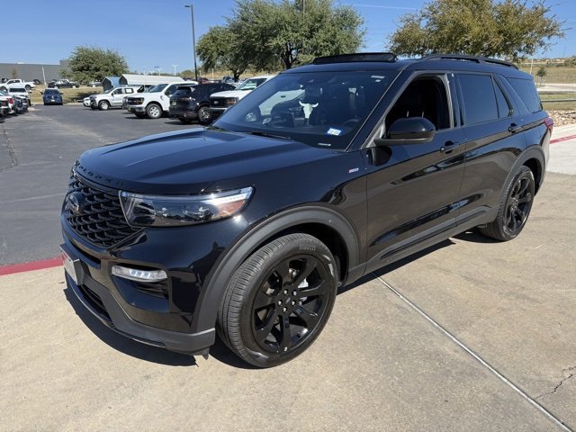 Certified 2023 Ford Explorer ST-Line w/ Class IV Trailer Tow Package image 7