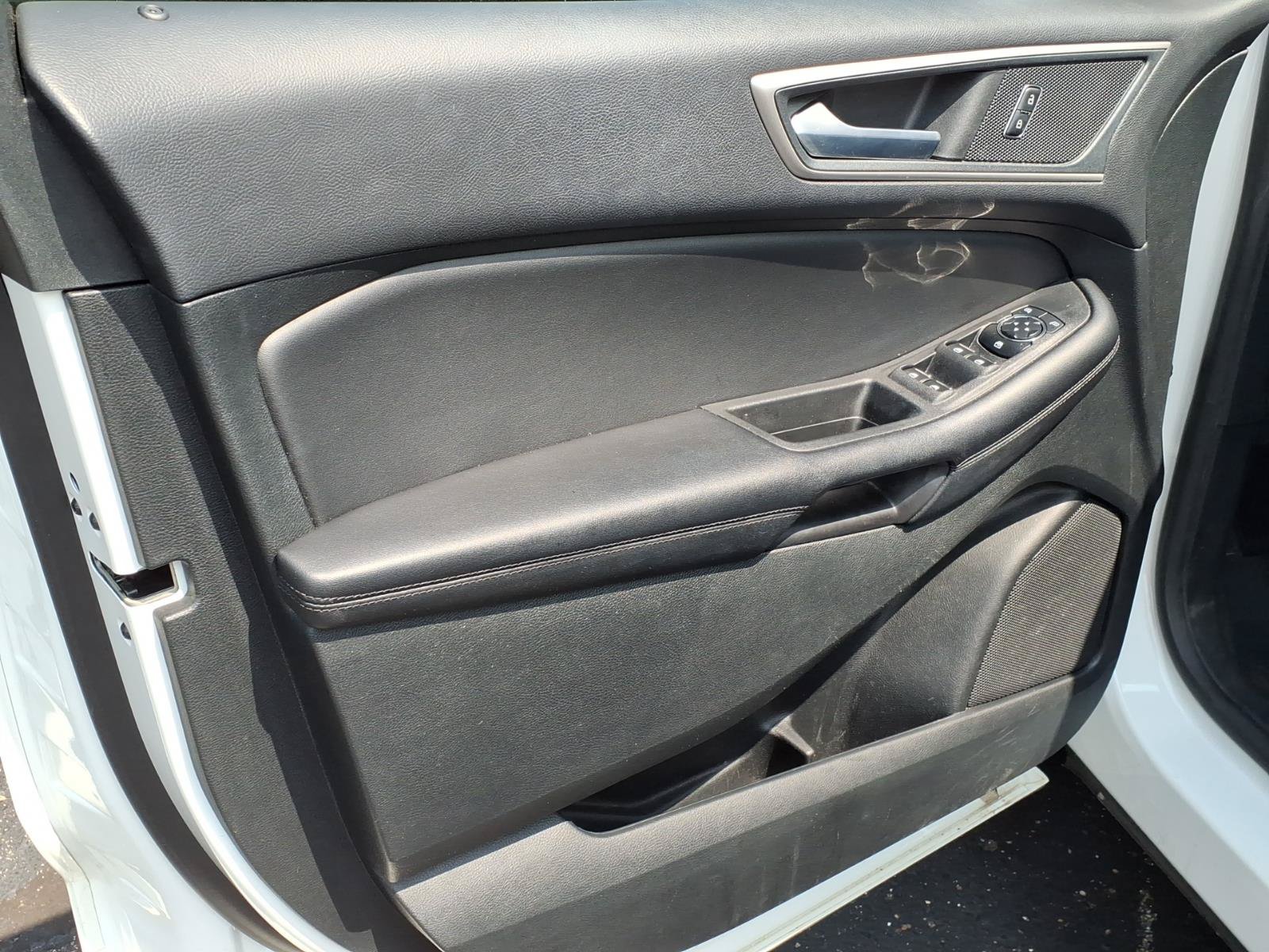 Certified 2023 Ford Edge SEL w/ Convenience Package AWD/4WD image 10