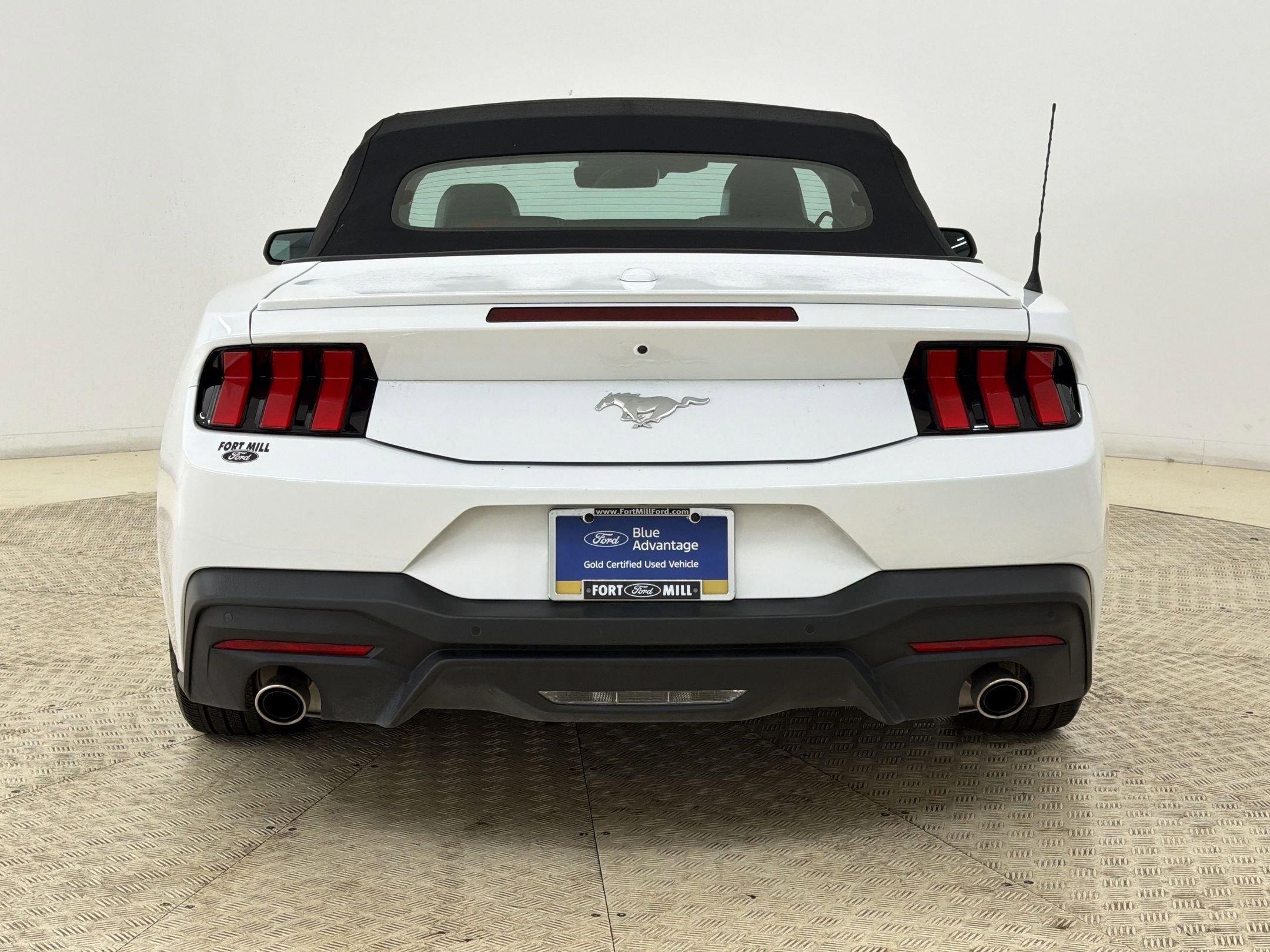 Certified 2025 Ford Mustang Premium RWD image 10