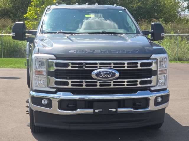 Certified 2026 Ford F350 XLT AWD/4WD image 3