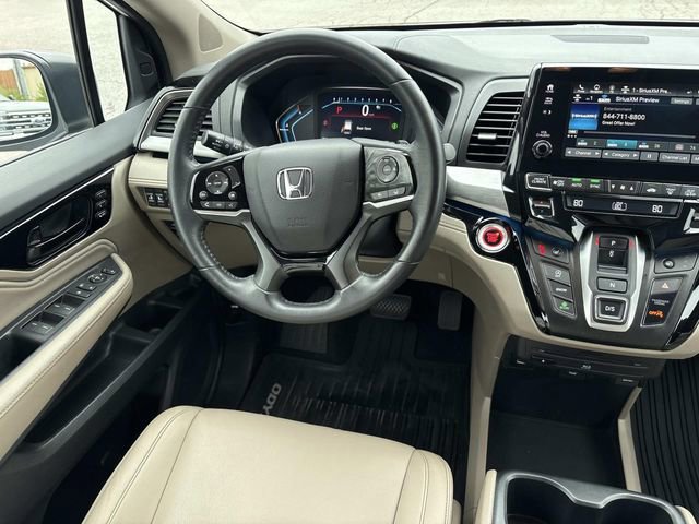 Used 2023 Honda Odyssey Touring image 14