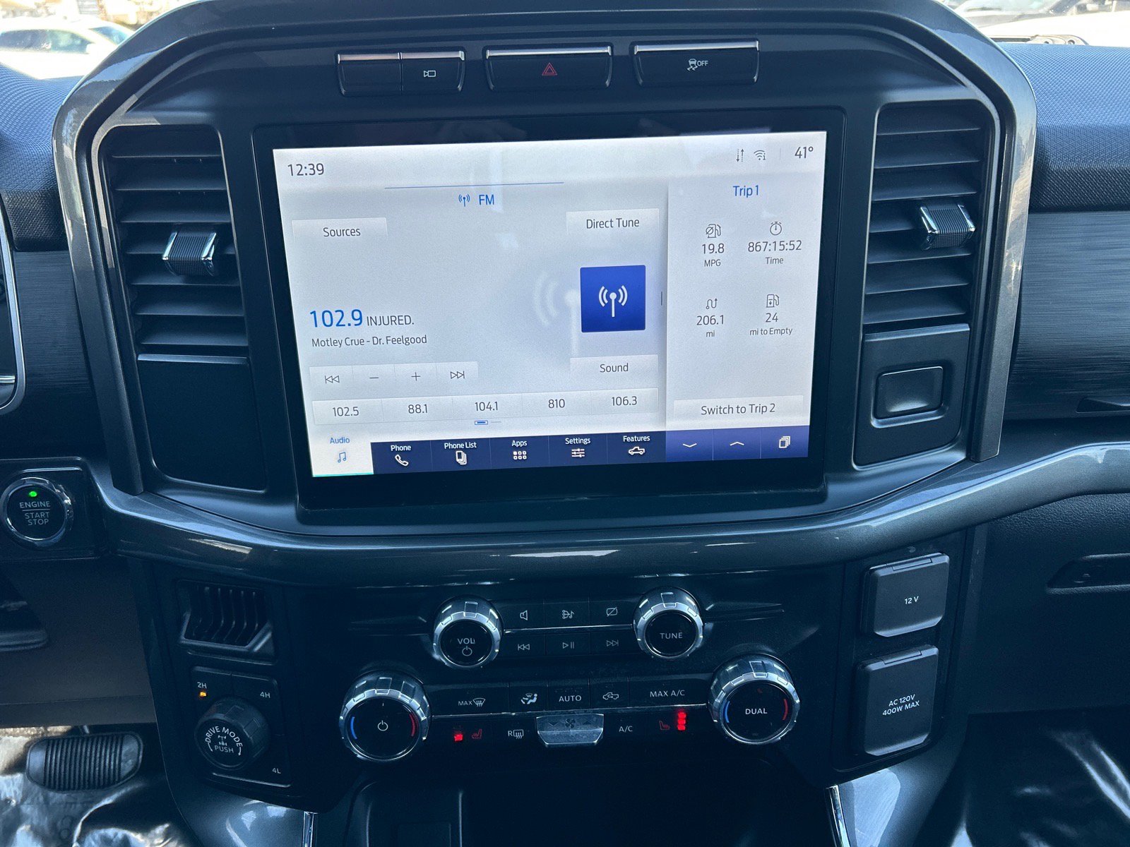 Certified 2022 Ford F150 XLT w/ Equipment Group 302A High image 25