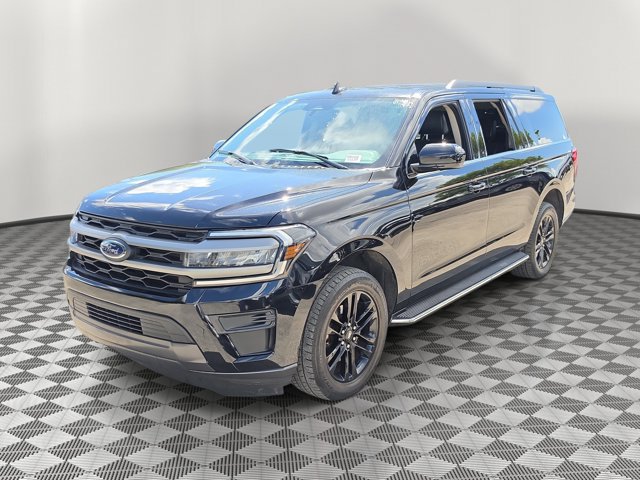 Certified 2023 Ford Expedition Max XLT RWD image 3