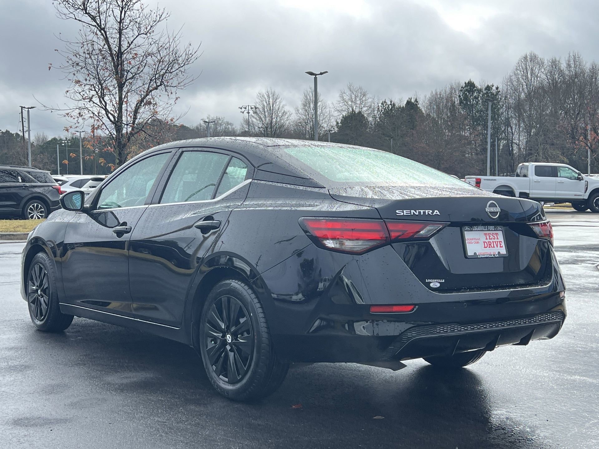 Used 2025 Nissan Sentra S image 2