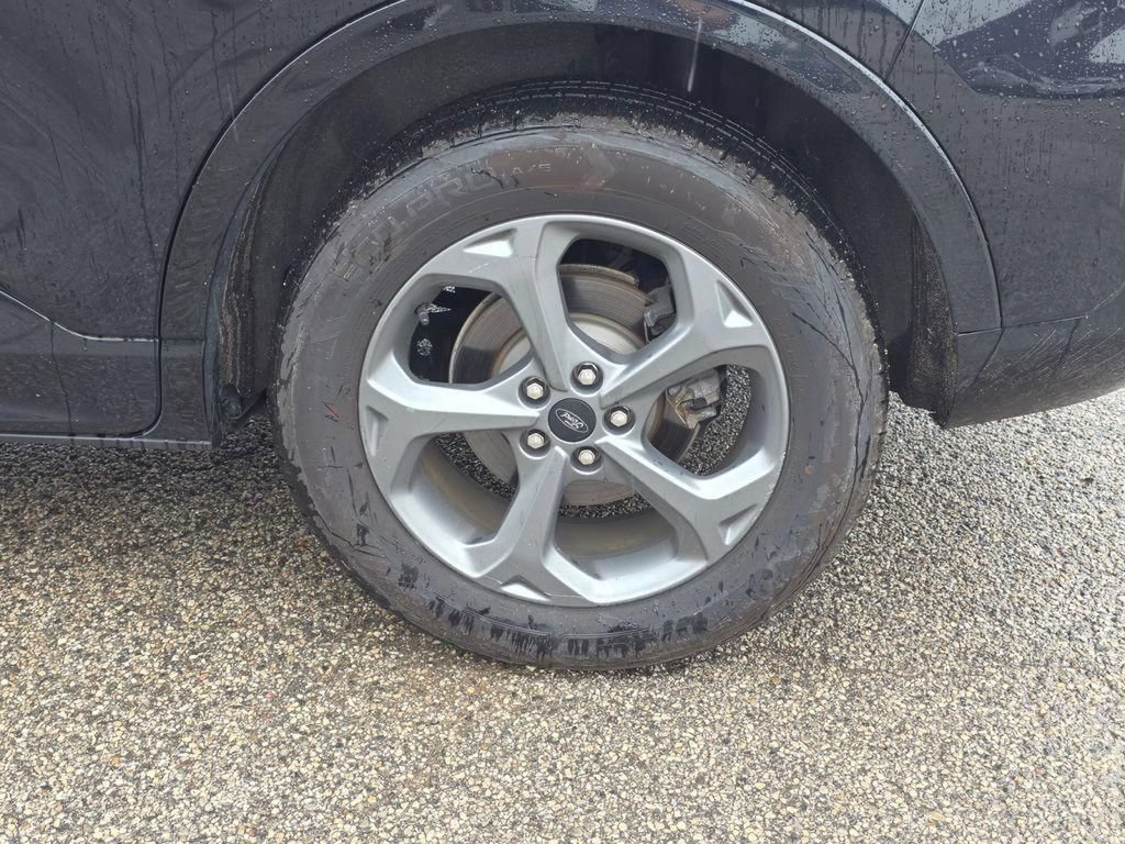 Certified 2024 Ford Escape ST-Line AWD/4WD image 13