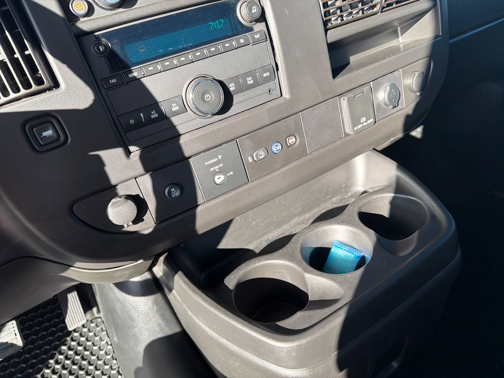 Used 2022 Chevrolet Express 2500 w/ Driver Convenience Package RWD image 13