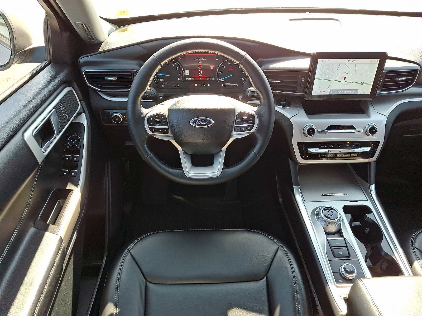 Certified 2022 Ford Explorer XLT w/ Equipment Group 202A image 13