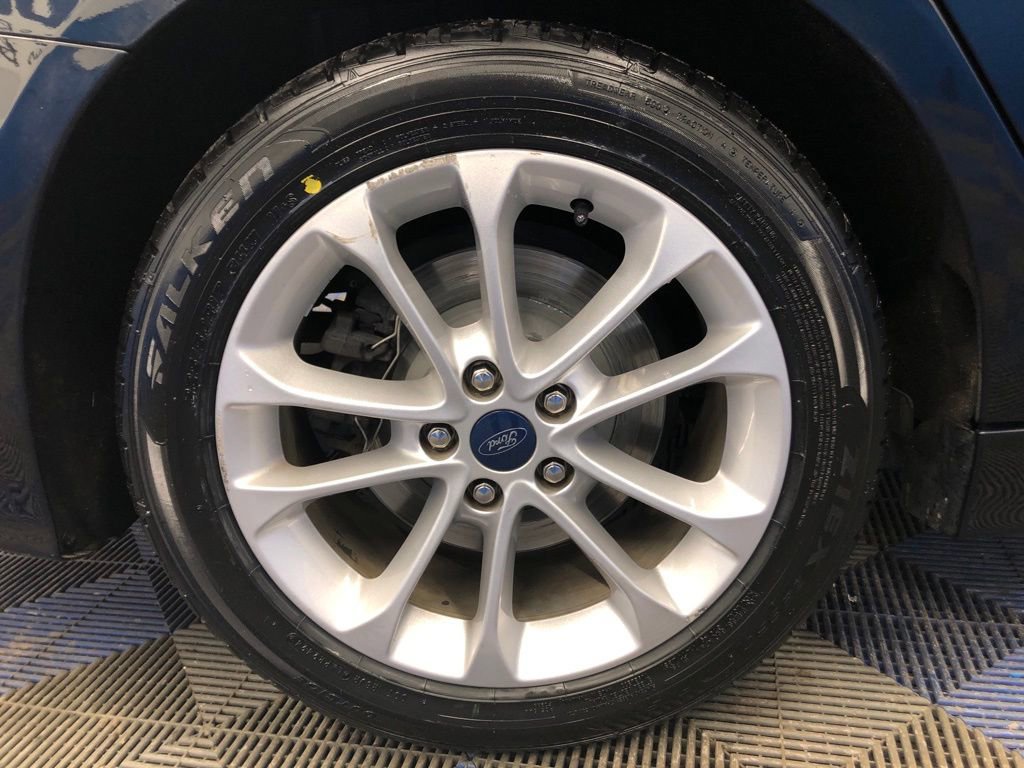 Certified 2020 Ford Fusion SE image 28
