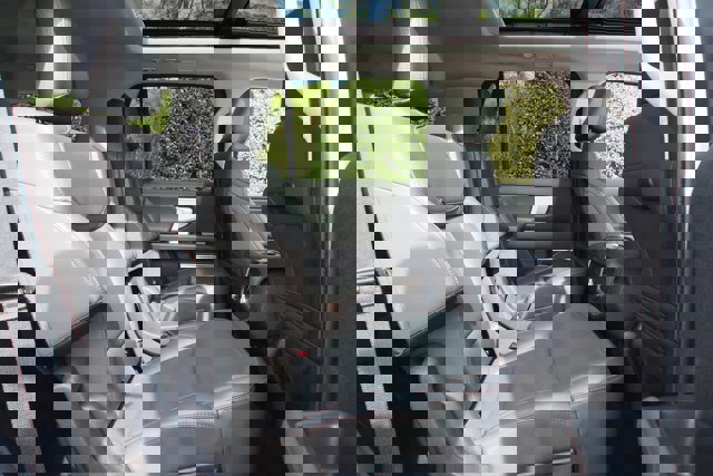 Certified 2025 Ford Expedition Active image 13