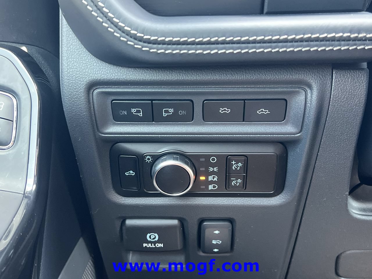 Certified 2023 Ford F150 Lightning Platinum AWD/4WD image 17