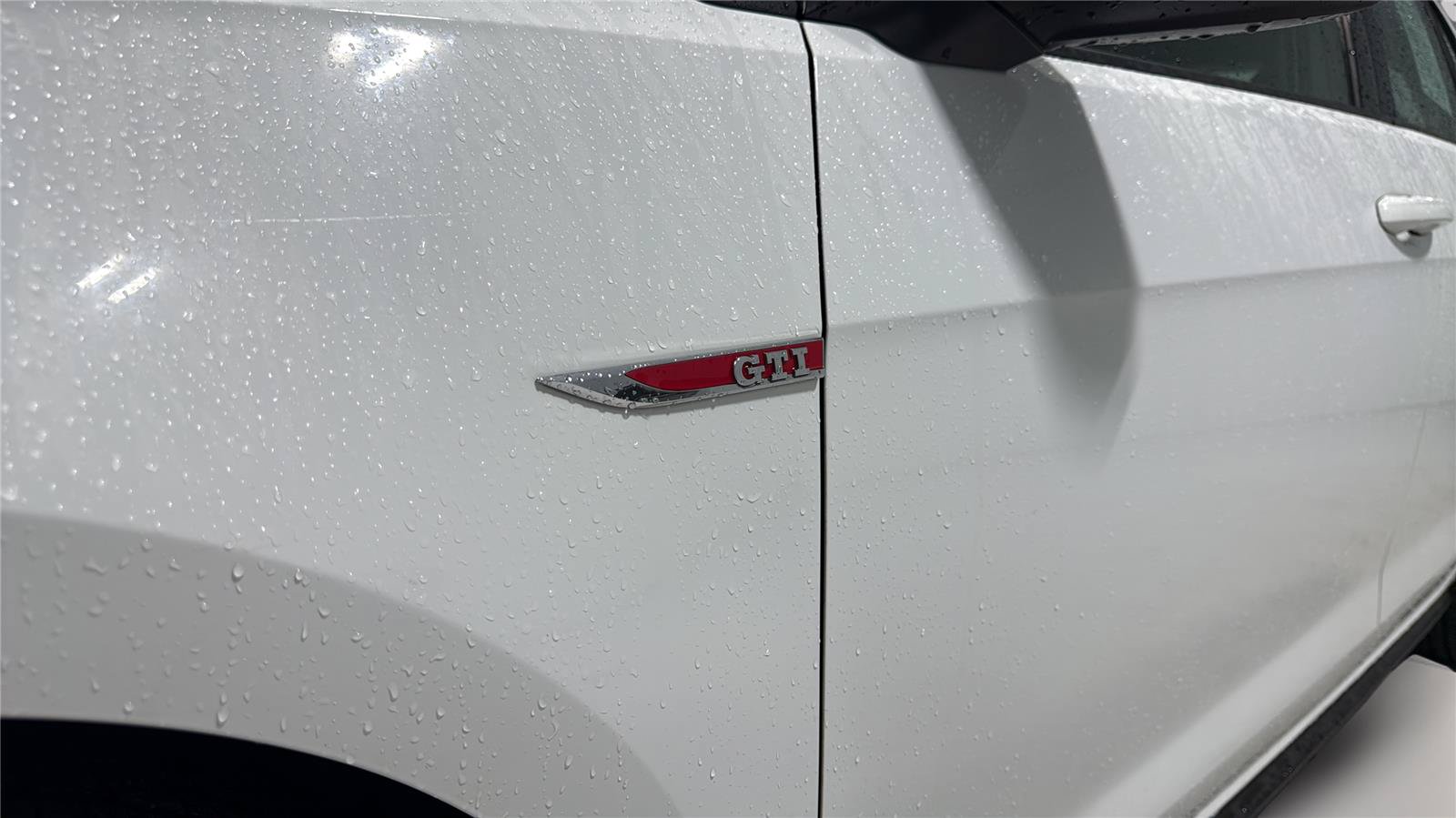 Used 2020 Volkswagen Golf 4-Door FWD image 30