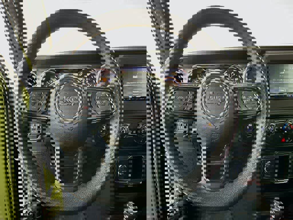 Used 2021 Jeep Wrangler Unlimited Sport image 19