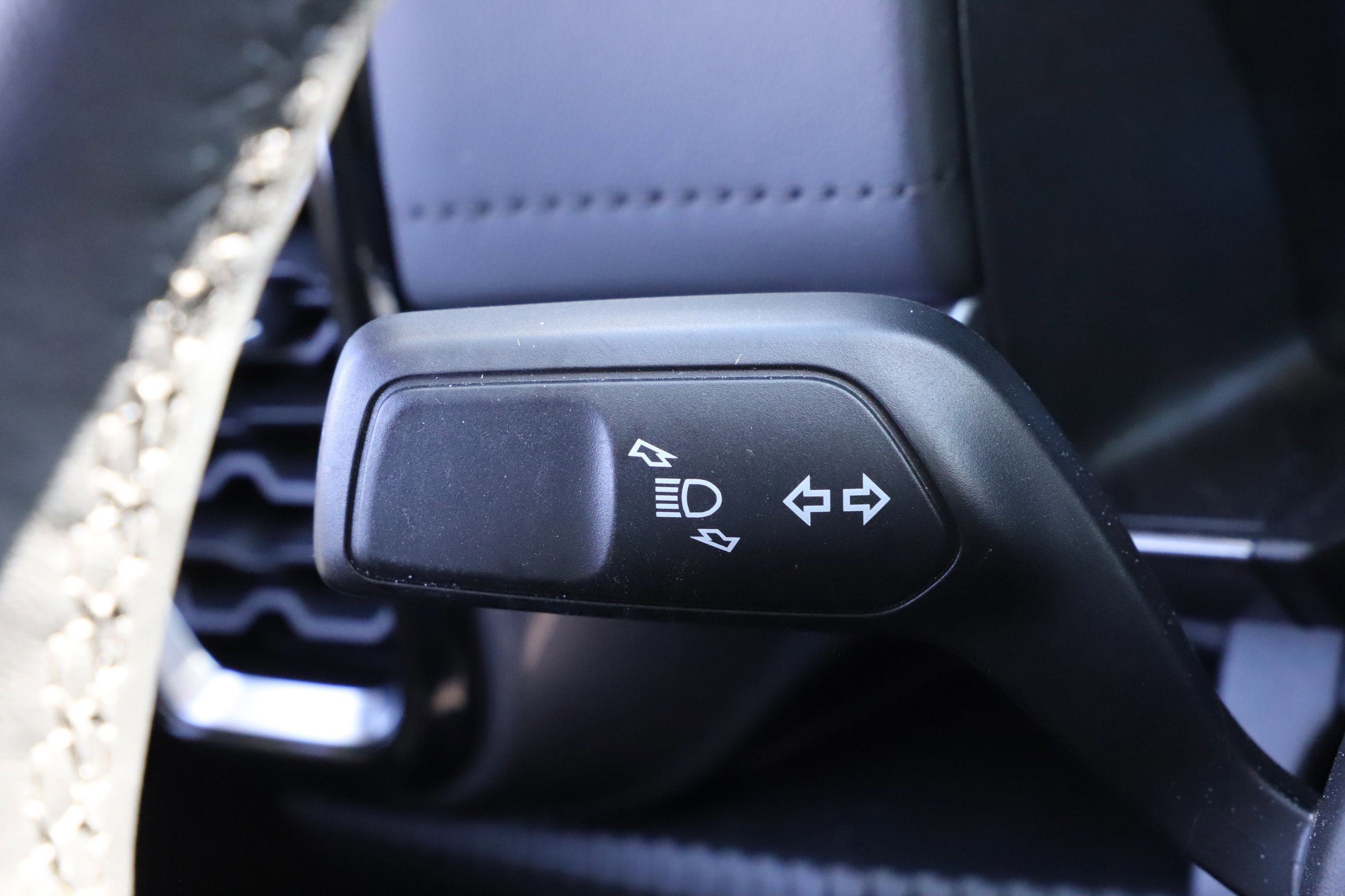 Certified 2025 Ford Ranger Lariat w/ Black Appearance Package image 39