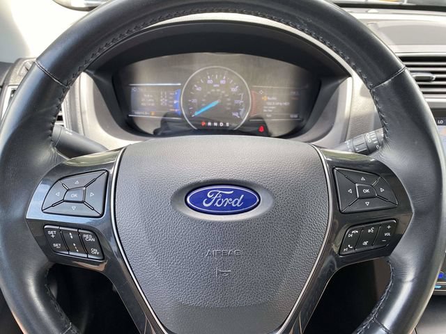 Certified 2019 Ford Explorer Limited w/ Limited Luxury Package AWD/4WD image 36