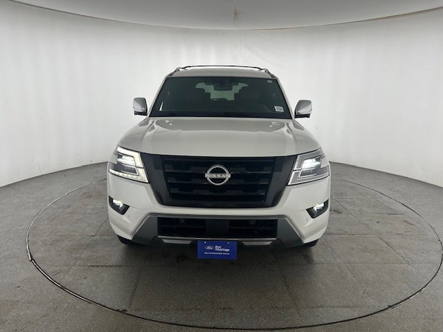Used 2023 Nissan Armada Platinum w/ Captain's Chairs Package AWD/4WD image 2
