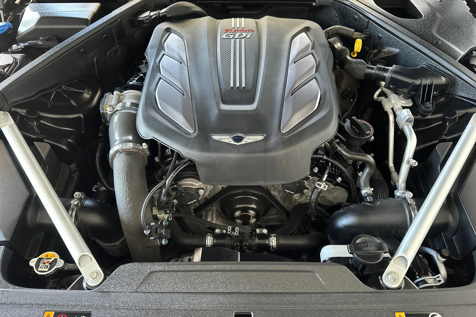 Used 2019 Genesis G90 3.3T Premium RWD image 30