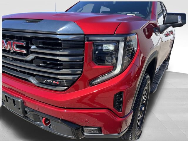 Used 2024 GMC Sierra 1500 AT4 w/ AT4 Preferred Package AWD/4WD image 9