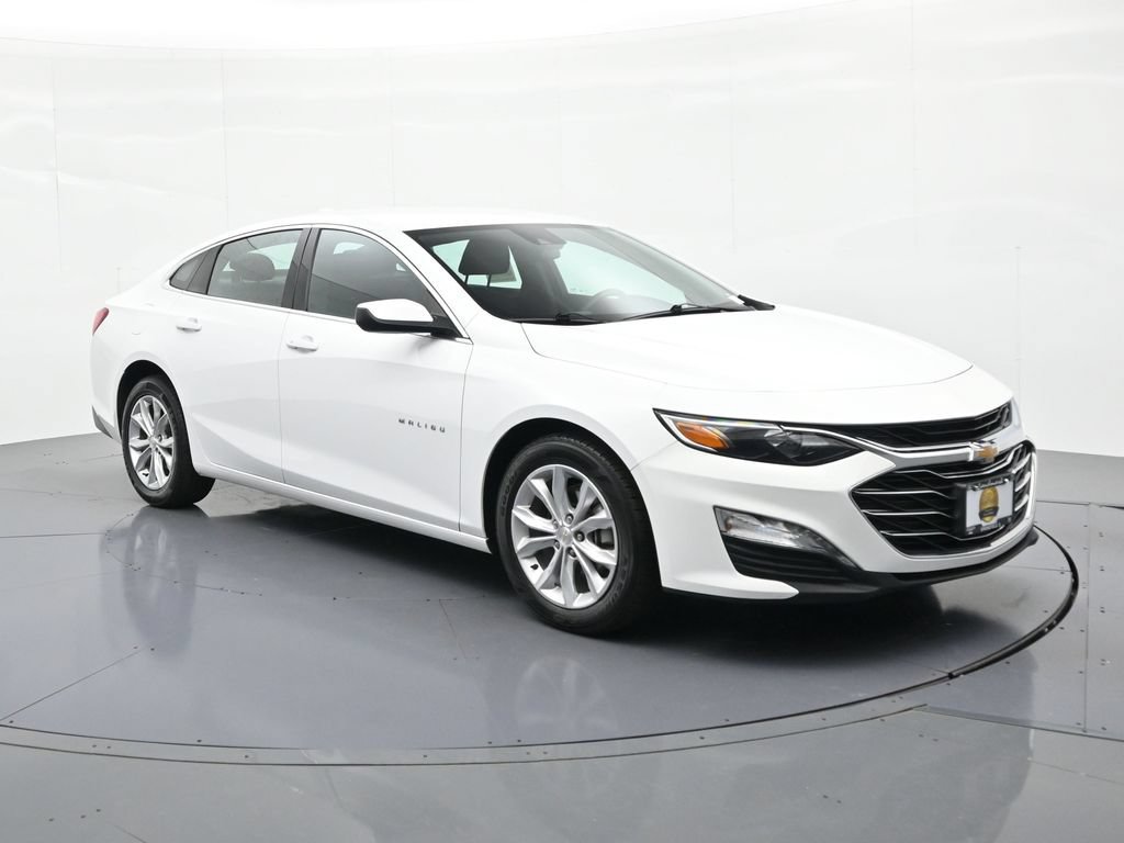 Used 2025 Chevrolet Malibu LT FWD image 4