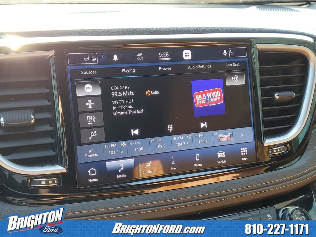 Used 2021 Chrysler Pacifica Pinnacle AWD/4WD image 26