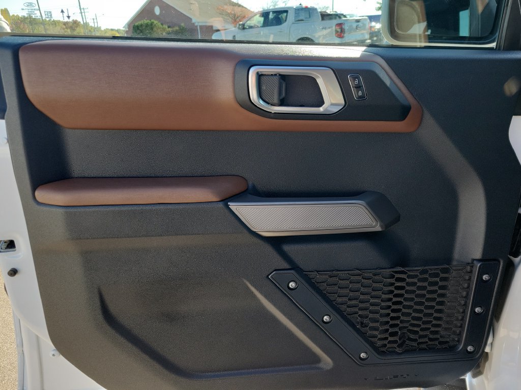 Certified 2023 Ford Bronco Outer Banks AWD/4WD image 15