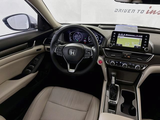 Used 2018 Honda Accord Touring image 27
