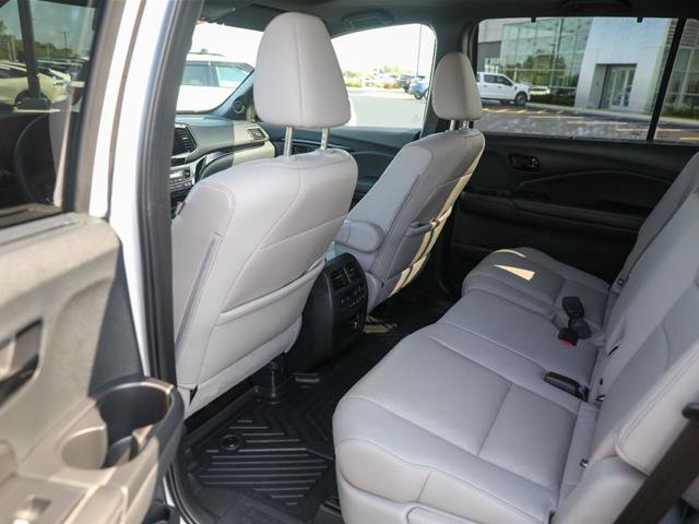 Used 2023 Honda Passport Elite image 25