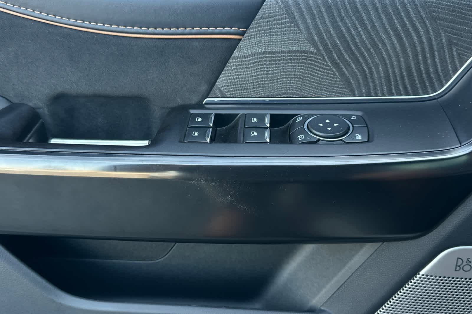 Certified 2022 Ford F150 Platinum w/ Bed Utility Package image 13