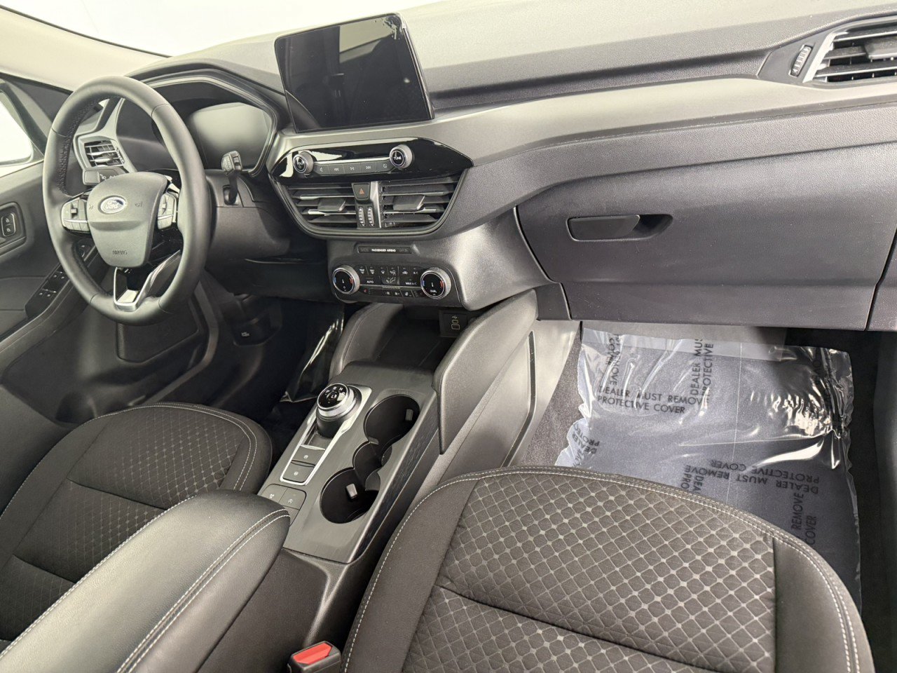 Certified 2025 Ford Escape Active w/ Cold Weather Package FWD image 11