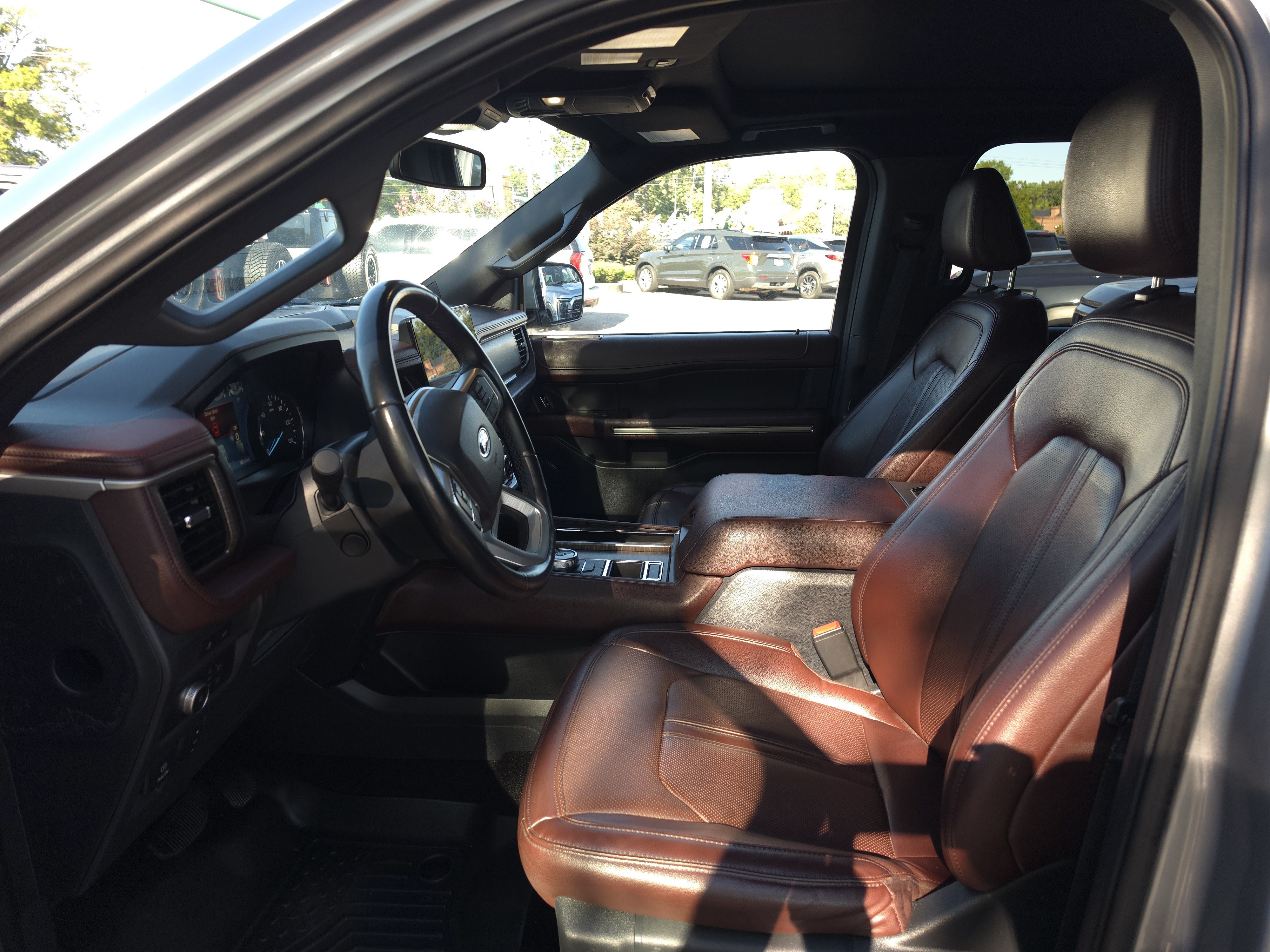 Certified 2022 Ford Expedition Limited RWD image 11