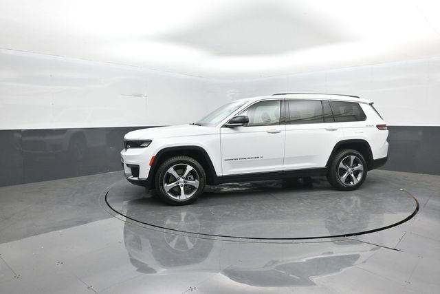 Used 2023 Jeep Grand Cherokee L Limited w/ Luxury Tech Group II image 4