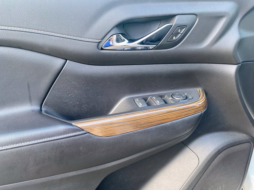 Used 2019 GMC Acadia SLE FWD image 13