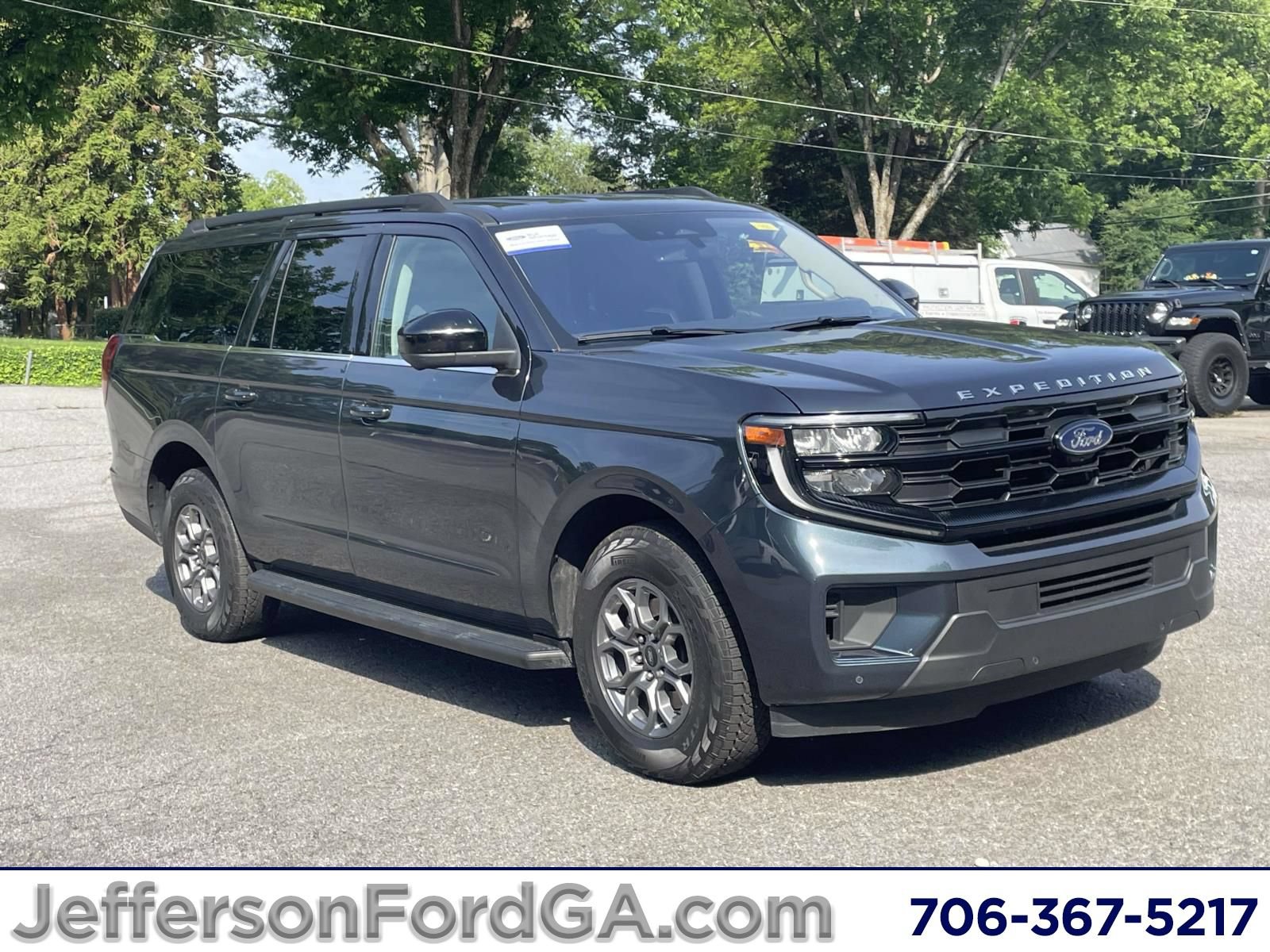 Certified 2025 Ford Expedition Max Active RWD image 1
