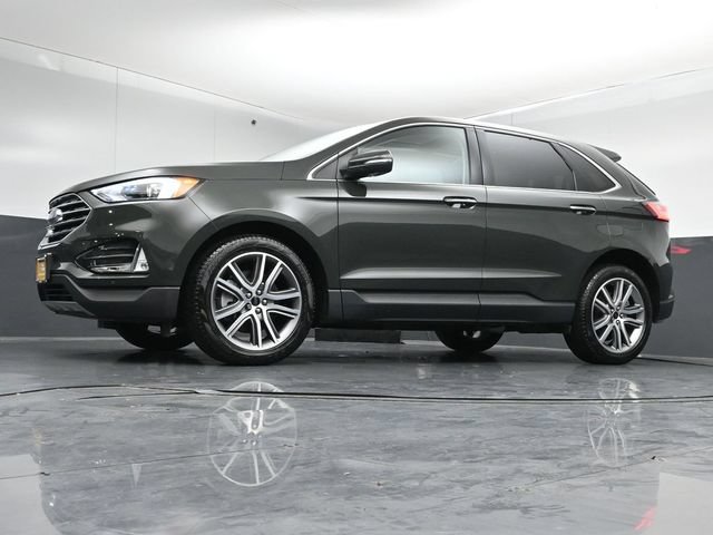 Certified 2024 Ford Edge Titanium AWD/4WD image 38