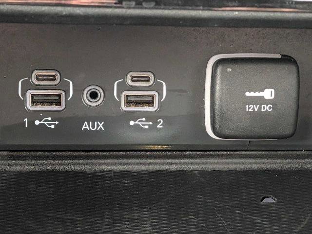 Used 2023 Jeep Grand Cherokee Altitude image 30