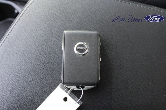 Used 2021 Volvo XC90 T5 Momentum w/ Climate Package image 11