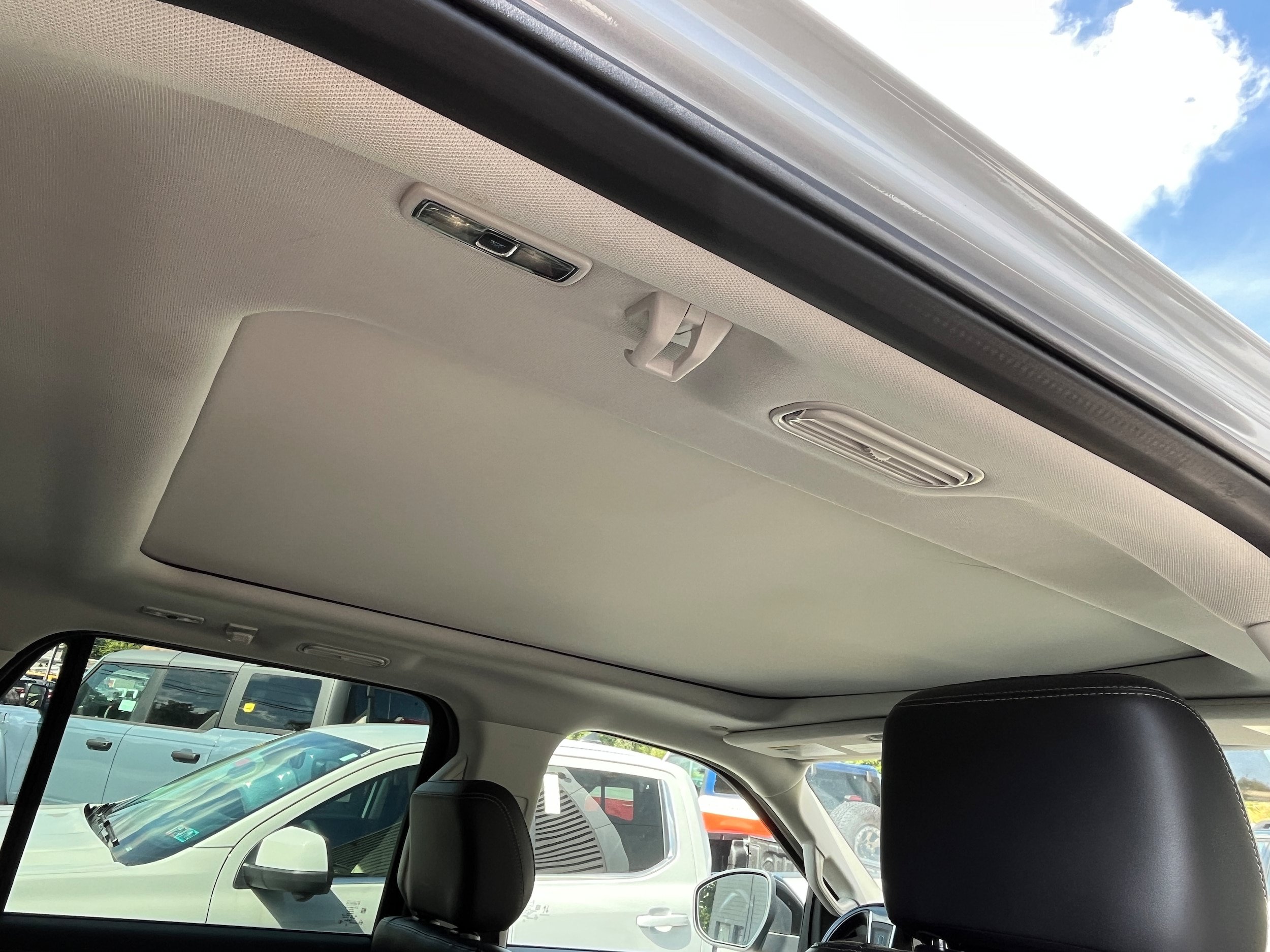 Certified 2025 Ford Expedition Platinum AWD/4WD image 8