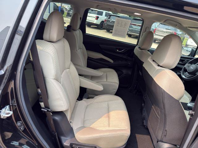 Used 2025 Subaru Ascent Premium AWD/4WD image 17